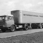 1962: DAF 2600 trekker oplegger 